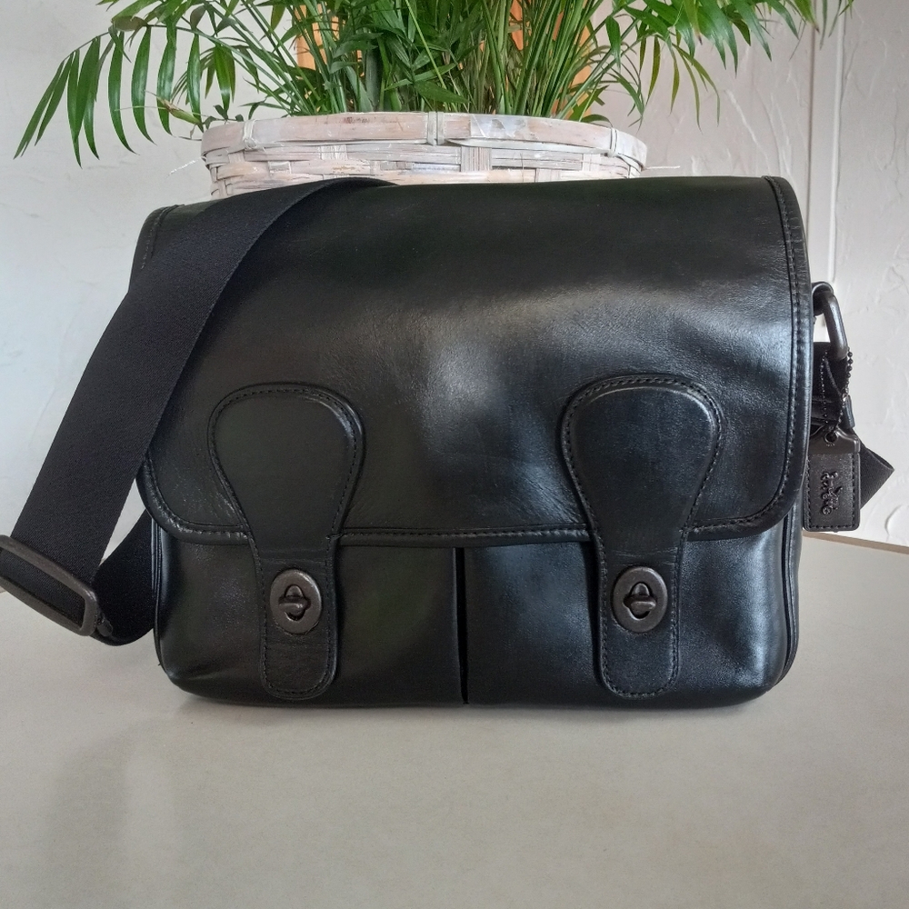 Coach Heritage Map Bag in Black Leather - Picture 2 of 14